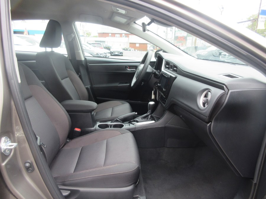 Used Toyota Corolla SE CVT (Natl) 2019 | Route 27 Auto Mall. Linden, New Jersey Used Toyota Corolla SE CVT (Natl) 2019 | Route 27 Auto Mall. Linden, New Jersey