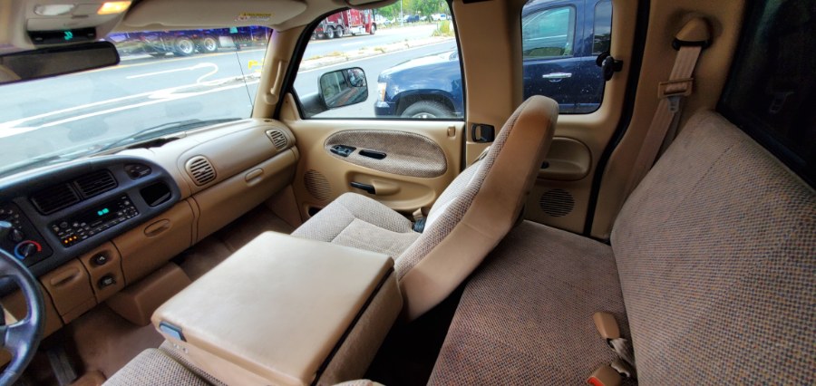 Used Dodge Ram 3500 4dr Quad Cab 155" WB DRW 2000 | Rubber Bros Auto World. Brooklyn, New York Used Dodge Ram 3500 4dr Quad Cab 155" WB DRW 2000 | Rubber Bros Auto World. Brooklyn, New York