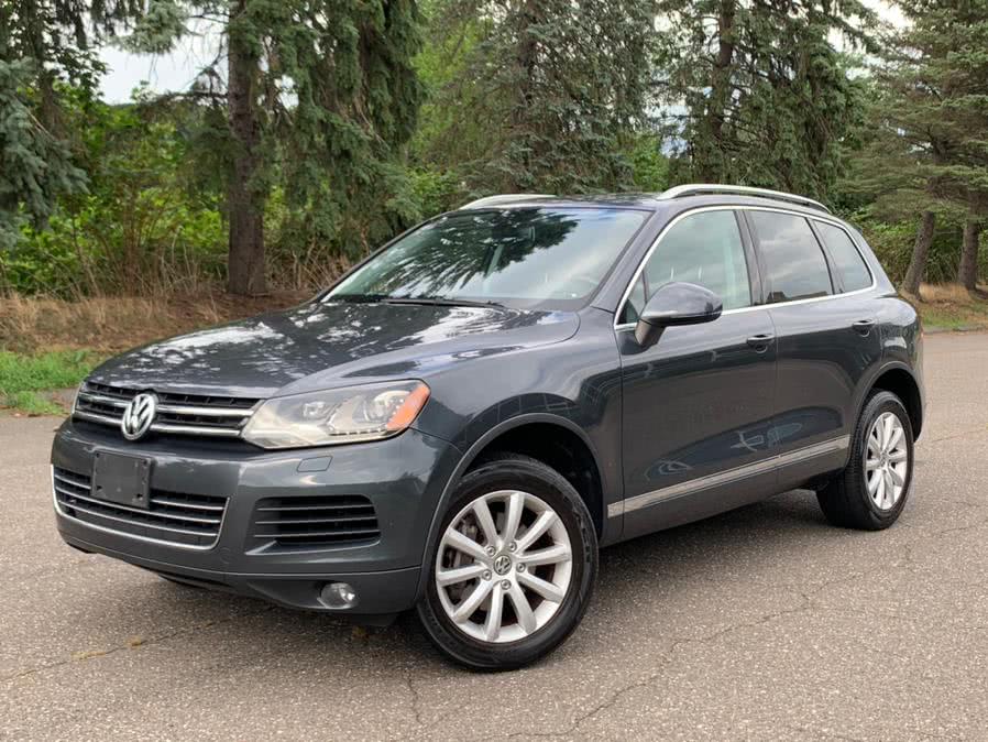 2011 Volkswagen Touareg 4dr VR6 Sport *Ltd Avail*, available for sale in Waterbury, Connecticut | Platinum Auto Care. Waterbury, Connecticut