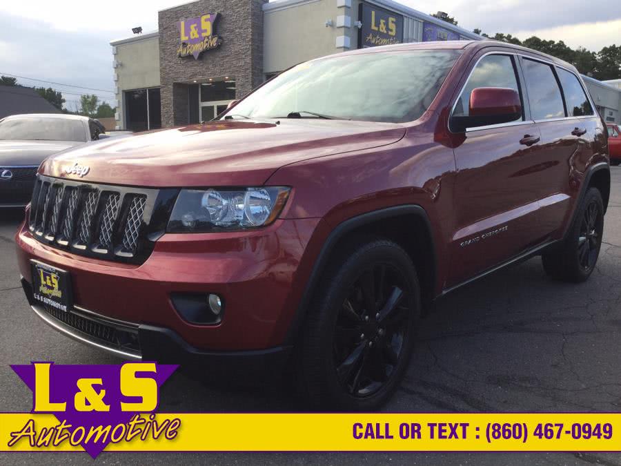 2013 Jeep Grand Cherokee 4WD 4dr Laredo, available for sale in Plantsville, Connecticut | L&S Automotive LLC. Plantsville, Connecticut