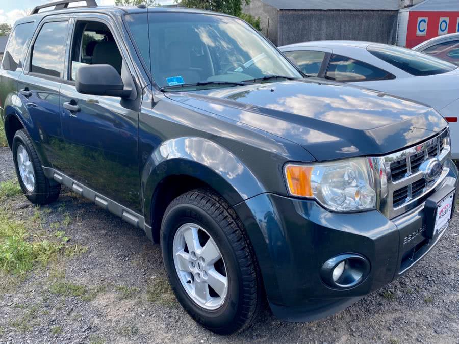 2009 ford Escape 114.6" XLT w/o side or rear door glass, available for sale in Wallingford, Connecticut | Wallingford Auto Center LLC. Wallingford, Connecticut