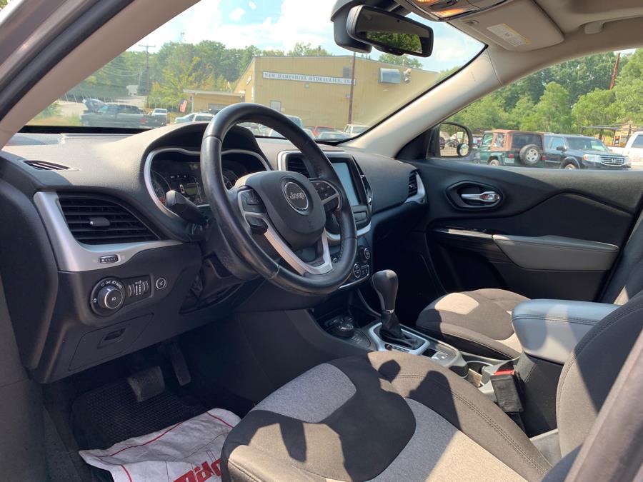 2014 Jeep Cherokee 4WD 4dr Altitude, available for sale in Merrimack, New Hampshire | Merrimack Autosport. Merrimack, New Hampshire 2014 Jeep Cherokee 4WD 4dr Altitude, available for sale in Merrimack, New Hampshire | Merrimack Autosport. Merrimack, New Hampshire
