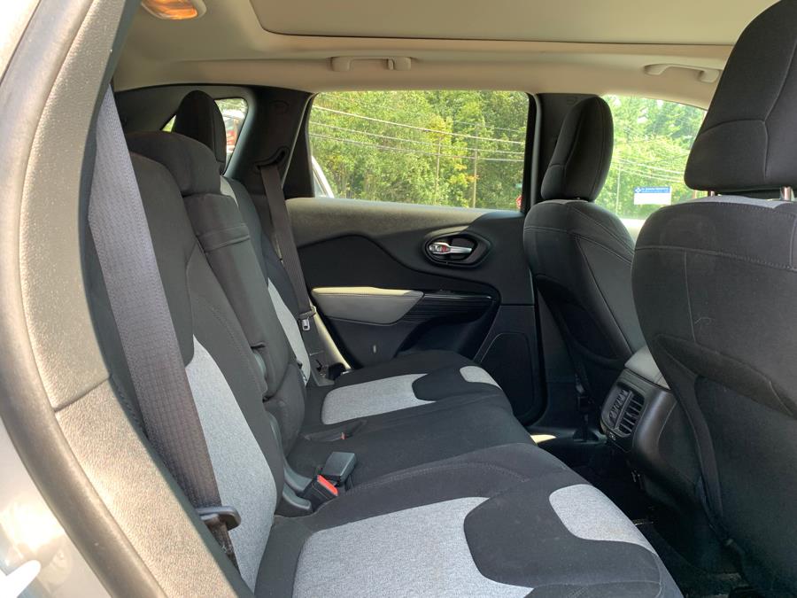 2014 Jeep Cherokee 4WD 4dr Altitude, available for sale in Merrimack, New Hampshire | Merrimack Autosport. Merrimack, New Hampshire 2014 Jeep Cherokee 4WD 4dr Altitude, available for sale in Merrimack, New Hampshire | Merrimack Autosport. Merrimack, New Hampshire