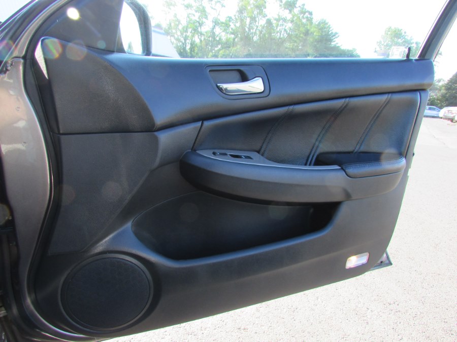 2006 Honda Accord Sdn EX-L AT, available for sale in East Windsor, Connecticut | United Auto Sales of E Windsor, Inc. East Windsor, Connecticut 2006 Honda Accord Sdn EX-L AT, available for sale in East Windsor, Connecticut | United Auto Sales of E Windsor, Inc. East Windsor, Connecticut