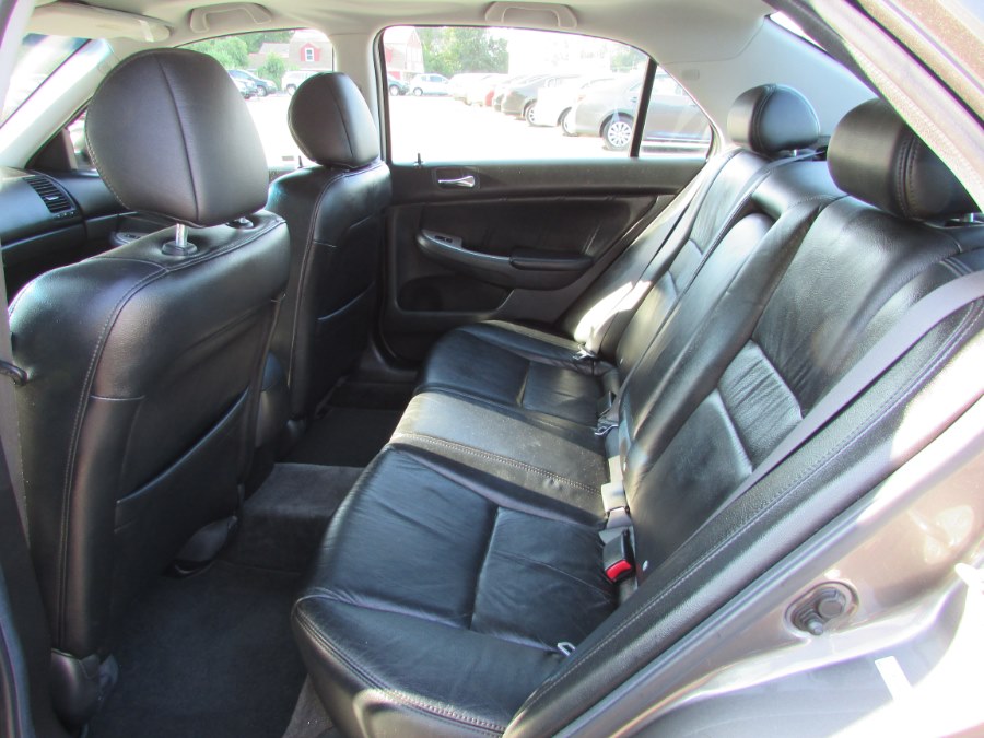 2006 Honda Accord Sdn EX-L AT, available for sale in East Windsor, Connecticut | United Auto Sales of E Windsor, Inc. East Windsor, Connecticut 2006 Honda Accord Sdn EX-L AT, available for sale in East Windsor, Connecticut | United Auto Sales of E Windsor, Inc. East Windsor, Connecticut