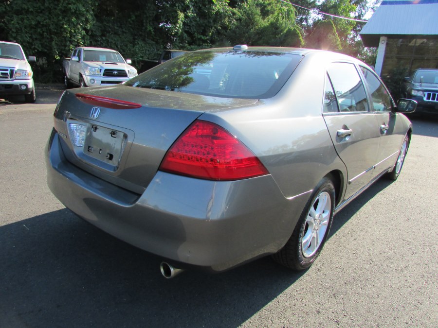 2006 Honda Accord Sdn EX-L AT, available for sale in East Windsor, Connecticut | United Auto Sales of E Windsor, Inc. East Windsor, Connecticut 2006 Honda Accord Sdn EX-L AT, available for sale in East Windsor, Connecticut | United Auto Sales of E Windsor, Inc. East Windsor, Connecticut