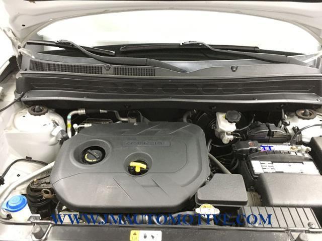 2013 Kia Soul 5dr Wgn Auto +, available for sale in Naugatuck, Connecticut | J&M Automotive Sls&Svc LLC. Naugatuck, Connecticut 2013 Kia Soul 5dr Wgn Auto +, available for sale in Naugatuck, Connecticut | J&M Automotive Sls&Svc LLC. Naugatuck, Connecticut