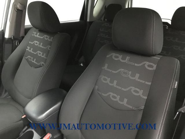 2013 Kia Soul 5dr Wgn Auto +, available for sale in Naugatuck, Connecticut | J&M Automotive Sls&Svc LLC. Naugatuck, Connecticut 2013 Kia Soul 5dr Wgn Auto +, available for sale in Naugatuck, Connecticut | J&M Automotive Sls&Svc LLC. Naugatuck, Connecticut