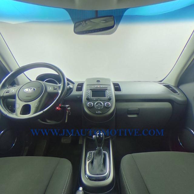 2013 Kia Soul 5dr Wgn Auto +, available for sale in Naugatuck, Connecticut | J&M Automotive Sls&Svc LLC. Naugatuck, Connecticut 2013 Kia Soul 5dr Wgn Auto +, available for sale in Naugatuck, Connecticut | J&M Automotive Sls&Svc LLC. Naugatuck, Connecticut
