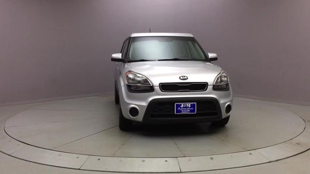 2013 Kia Soul 5dr Wgn Auto +, available for sale in Naugatuck, Connecticut | J&M Automotive Sls&Svc LLC. Naugatuck, Connecticut 2013 Kia Soul 5dr Wgn Auto +, available for sale in Naugatuck, Connecticut | J&M Automotive Sls&Svc LLC. Naugatuck, Connecticut