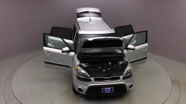 2013 Kia Soul 5dr Wgn Auto +, available for sale in Naugatuck, Connecticut | J&M Automotive Sls&Svc LLC. Naugatuck, Connecticut 2013 Kia Soul 5dr Wgn Auto +, available for sale in Naugatuck, Connecticut | J&M Automotive Sls&Svc LLC. Naugatuck, Connecticut