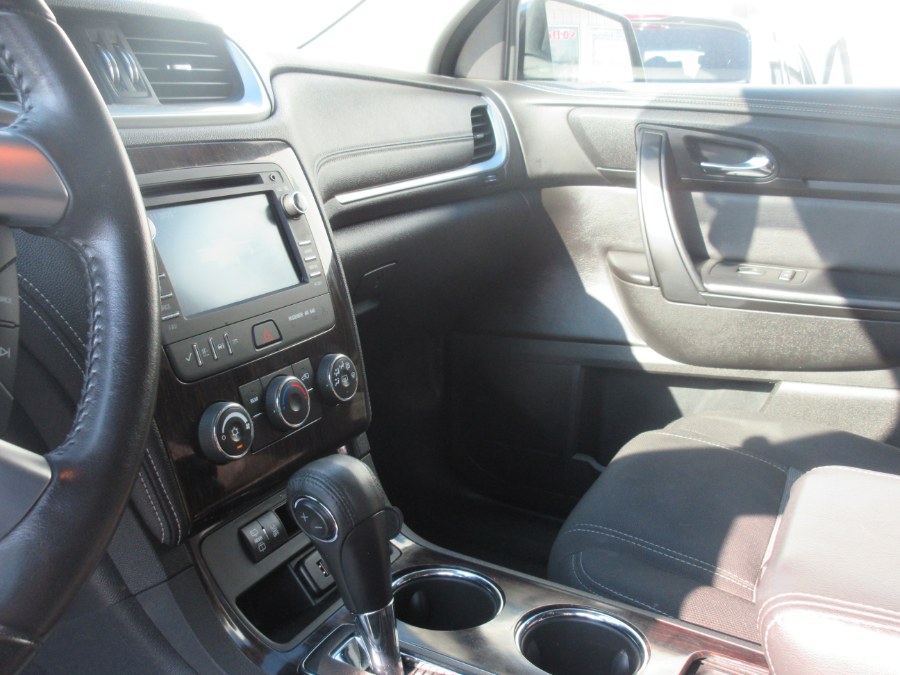 2017 Chevrolet Traverse AWD 4dr LT w/1LT, available for sale in Linden, New Jersey | Route 27 Auto Mall. Linden, New Jersey 2017 Chevrolet Traverse AWD 4dr LT w/1LT, available for sale in Linden, New Jersey | Route 27 Auto Mall. Linden, New Jersey