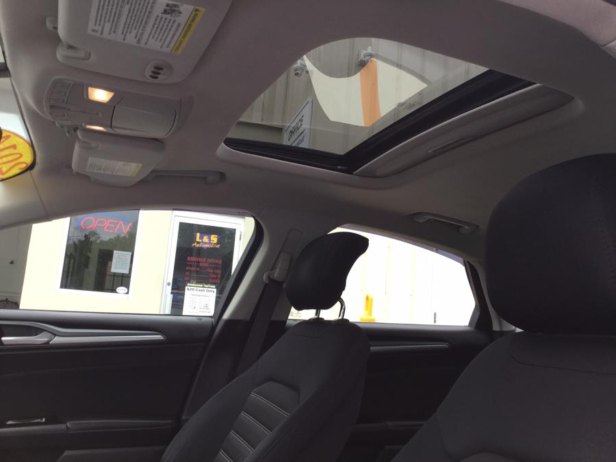 2014 Ford Fusion 4dr Sdn SE FWD, available for sale in Plantsville, Connecticut | L&S Automotive LLC. Plantsville, Connecticut 2014 Ford Fusion 4dr Sdn SE FWD, available for sale in Plantsville, Connecticut | L&S Automotive LLC. Plantsville, Connecticut