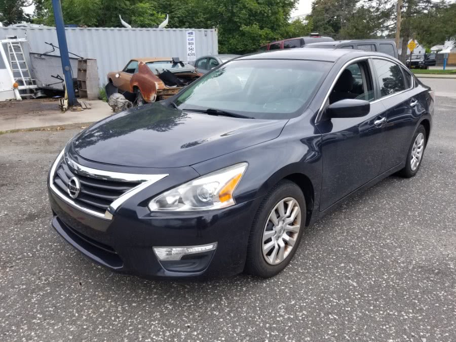 2014 Nissan Altima 4dr Sdn I4 2.5 SV, available for sale in Patchogue, New York | Romaxx Truxx. Patchogue, New York