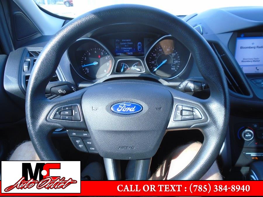 2019 Ford Escape SE FWD, available for sale in Colby, Kansas | M C Auto Outlet Inc. Colby, Kansas 2019 Ford Escape SE FWD, available for sale in Colby, Kansas | M C Auto Outlet Inc. Colby, Kansas