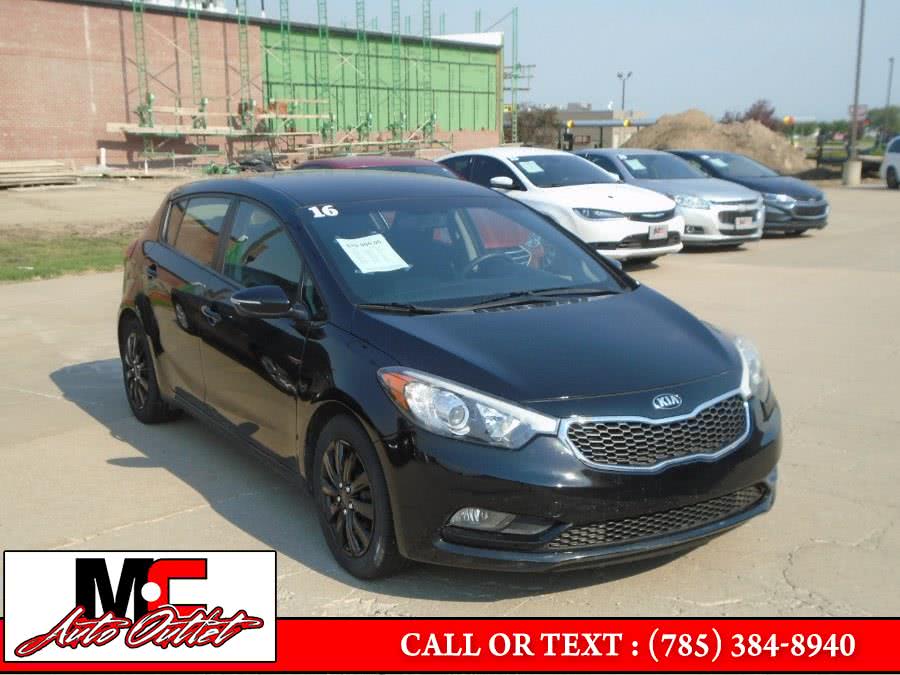 2016 Kia Forte 5-Door 5dr HB Auto LX, available for sale in Colby, Kansas | M C Auto Outlet Inc. Colby, Kansas