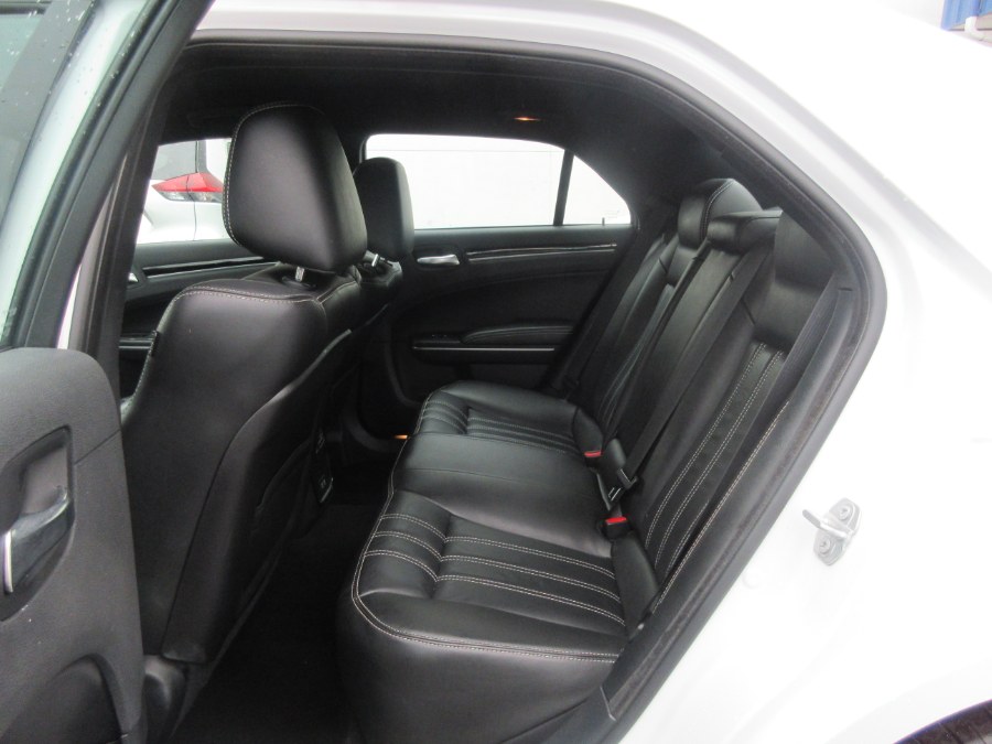 2019 Chrysler 300 300S RWD, available for sale in Linden, New Jersey | Route 27 Auto Mall. Linden, New Jersey 2019 Chrysler 300 300S RWD, available for sale in Linden, New Jersey | Route 27 Auto Mall. Linden, New Jersey