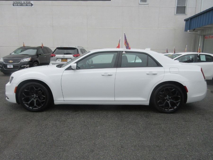 2019 Chrysler 300 300S RWD, available for sale in Linden, New Jersey | Route 27 Auto Mall. Linden, New Jersey 2019 Chrysler 300 300S RWD, available for sale in Linden, New Jersey | Route 27 Auto Mall. Linden, New Jersey