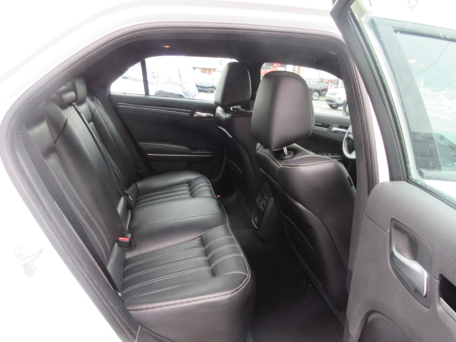 2019 Chrysler 300 300S RWD, available for sale in Linden, New Jersey | Route 27 Auto Mall. Linden, New Jersey 2019 Chrysler 300 300S RWD, available for sale in Linden, New Jersey | Route 27 Auto Mall. Linden, New Jersey