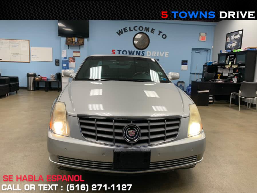 2007 Cadillac DTS 4dr Sdn Luxury II, available for sale in Inwood, New York | 5 Towns Drive. Inwood, New York