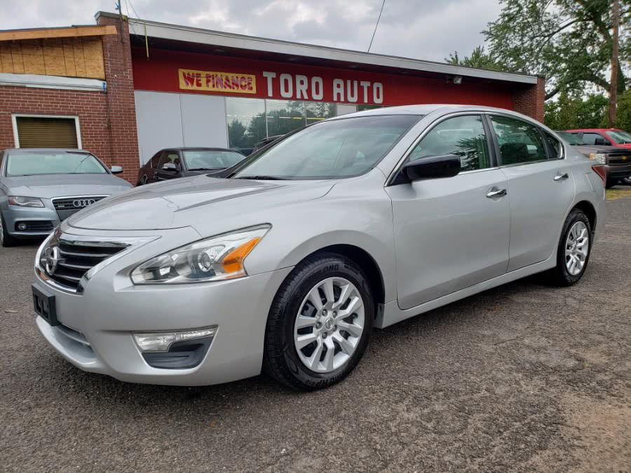 Used Nissan Altima 4dr Sdn I4 2.5 S 2013 | Toro Auto. East Windsor, Connecticut Used Nissan Altima 4dr Sdn I4 2.5 S 2013 | Toro Auto. East Windsor, Connecticut