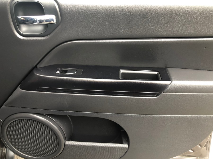 2014 Jeep Patriot 4WD 4dr Latitude, available for sale in Bristol, Connecticut | Bristol Auto Center LLC. Bristol, Connecticut 2014 Jeep Patriot 4WD 4dr Latitude, available for sale in Bristol, Connecticut | Bristol Auto Center LLC. Bristol, Connecticut