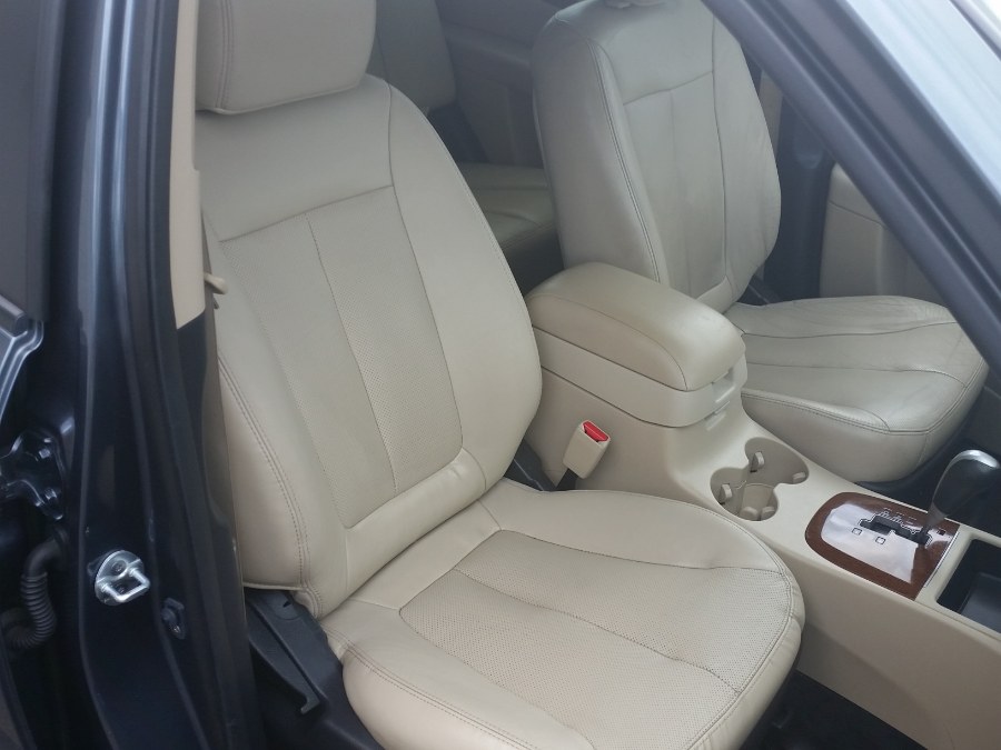 Used Hyundai Santa Fe AWD 4dr Auto Limited 2009 | Action Automotive. Berlin, Connecticut Used Hyundai Santa Fe AWD 4dr Auto Limited 2009 | Action Automotive. Berlin, Connecticut