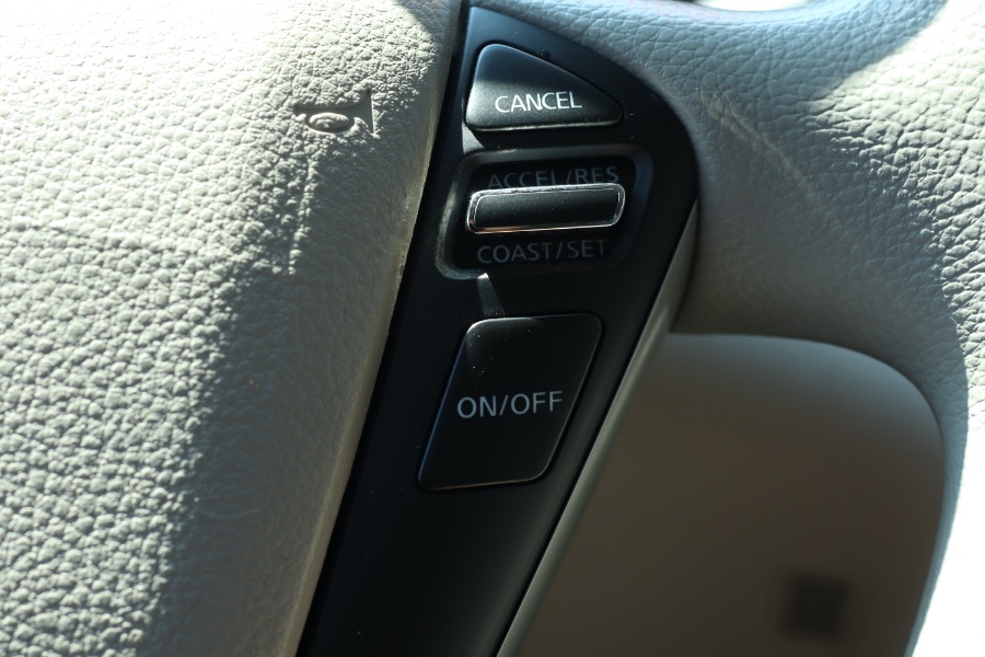 Used Nissan Quest 4dr SV 2016 | Hillside Auto Mall Inc.. Jamaica, New York Used Nissan Quest 4dr SV 2016 | Hillside Auto Mall Inc.. Jamaica, New York