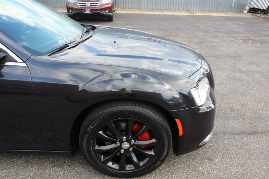 2017 Chrysler 300 Limited AWD, available for sale in Deer Park, New York | Car Tec Enterprise Leasing & Sales LLC. Deer Park, New York 2017 Chrysler 300 Limited AWD, available for sale in Deer Park, New York | Car Tec Enterprise Leasing & Sales LLC. Deer Park, New York