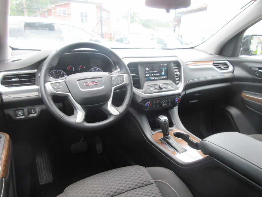 2017 GMC Acadia FWD 4dr SLE w/SLE-1, available for sale in Linden, New Jersey | Route 27 Auto Mall. Linden, New Jersey 2017 GMC Acadia FWD 4dr SLE w/SLE-1, available for sale in Linden, New Jersey | Route 27 Auto Mall. Linden, New Jersey