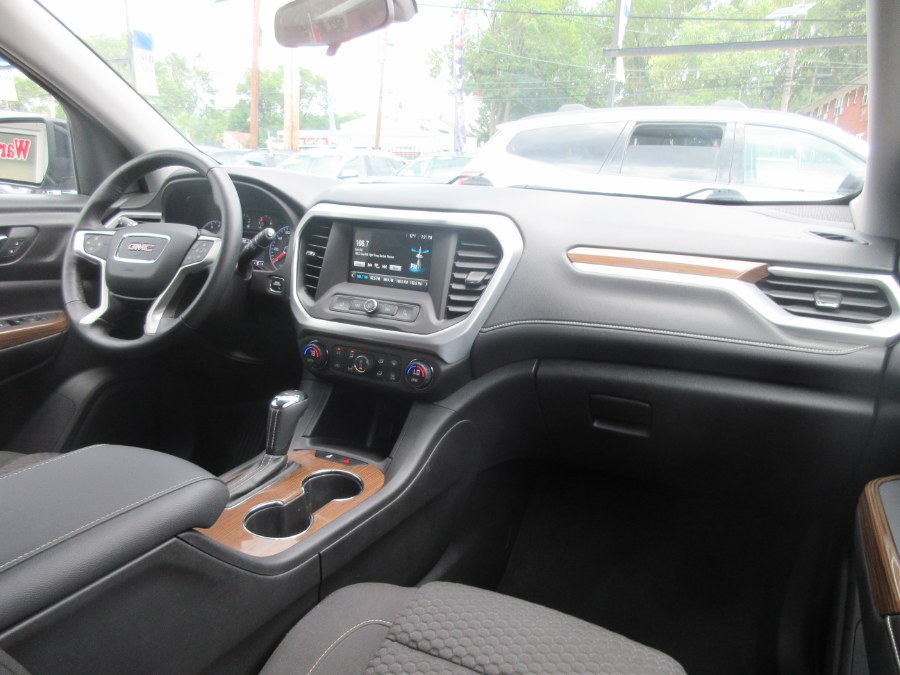 2017 GMC Acadia FWD 4dr SLE w/SLE-1, available for sale in Linden, New Jersey | Route 27 Auto Mall. Linden, New Jersey 2017 GMC Acadia FWD 4dr SLE w/SLE-1, available for sale in Linden, New Jersey | Route 27 Auto Mall. Linden, New Jersey