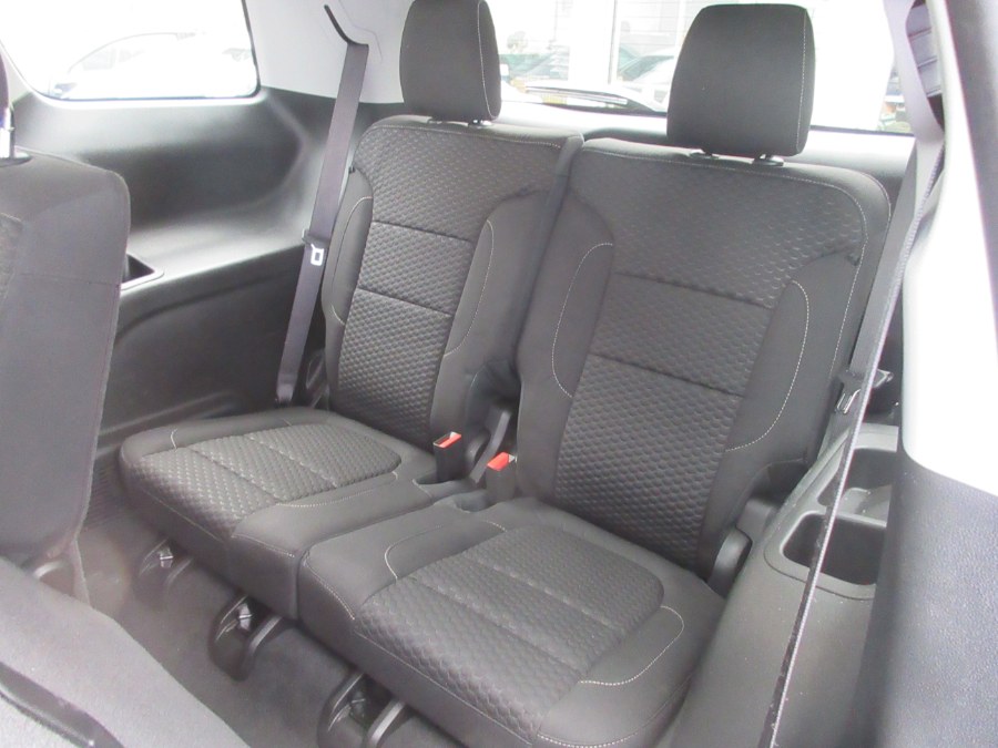 2017 GMC Acadia FWD 4dr SLE w/SLE-1, available for sale in Linden, New Jersey | Route 27 Auto Mall. Linden, New Jersey 2017 GMC Acadia FWD 4dr SLE w/SLE-1, available for sale in Linden, New Jersey | Route 27 Auto Mall. Linden, New Jersey