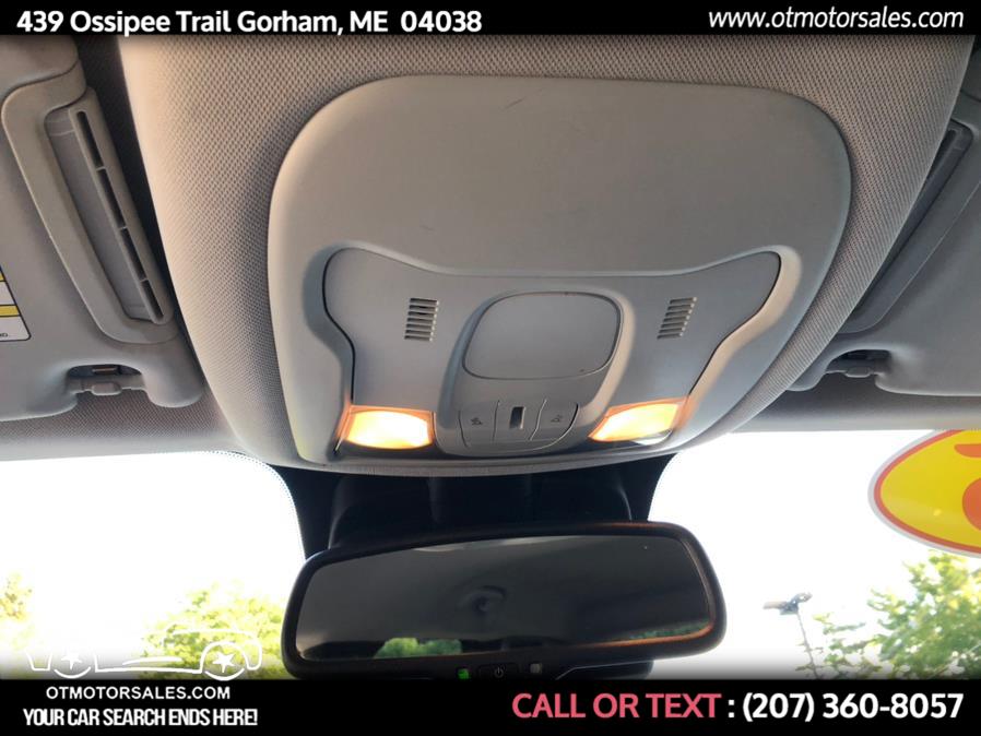 2015 Jeep Renegade 4WD 4dr Limited, available for sale in Gorham, Maine | Ossipee Trail Motor Sales. Gorham, Maine 2015 Jeep Renegade 4WD 4dr Limited, available for sale in Gorham, Maine | Ossipee Trail Motor Sales. Gorham, Maine
