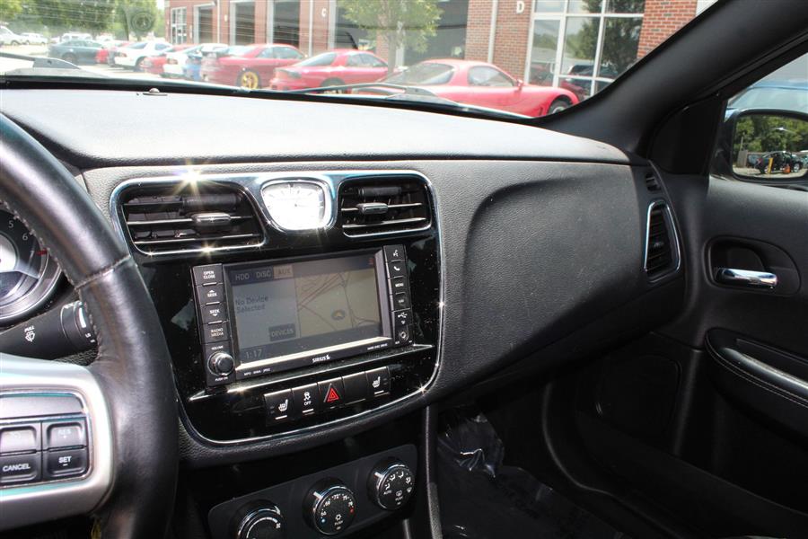 Used Chrysler 200 4dr Sdn Limited 2011 | CARMANIA USA. Chesapeake, Virginia Used Chrysler 200 4dr Sdn Limited 2011 | CARMANIA USA. Chesapeake, Virginia