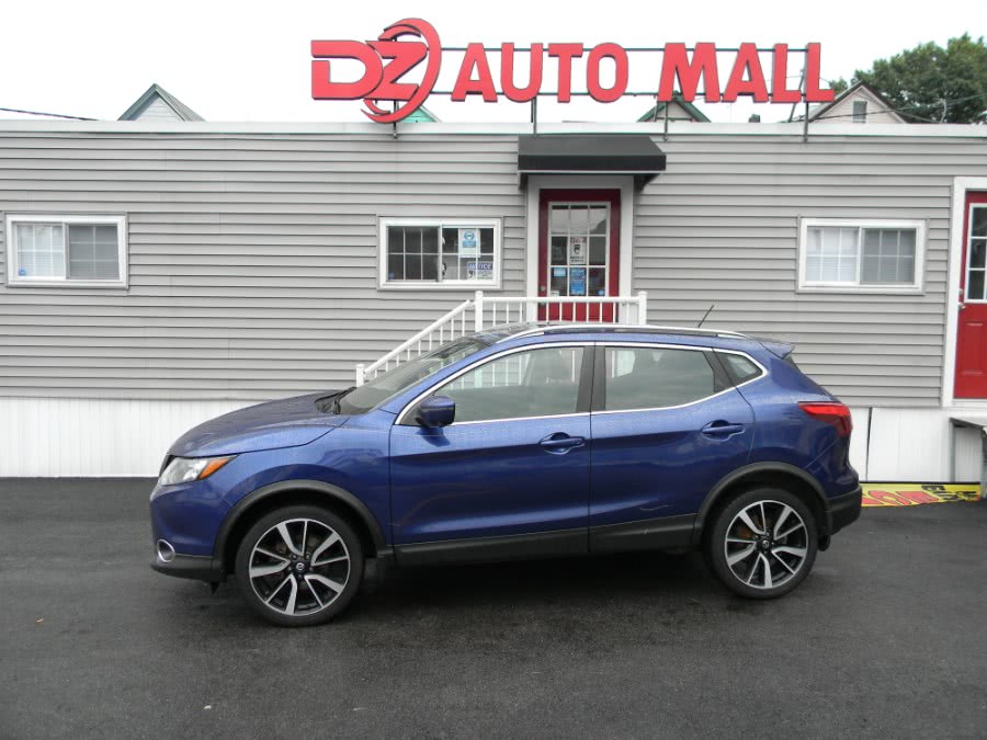 Used Nissan Rogue Sport AWD SL 2017 | DZ Automall. Paterson, New Jersey