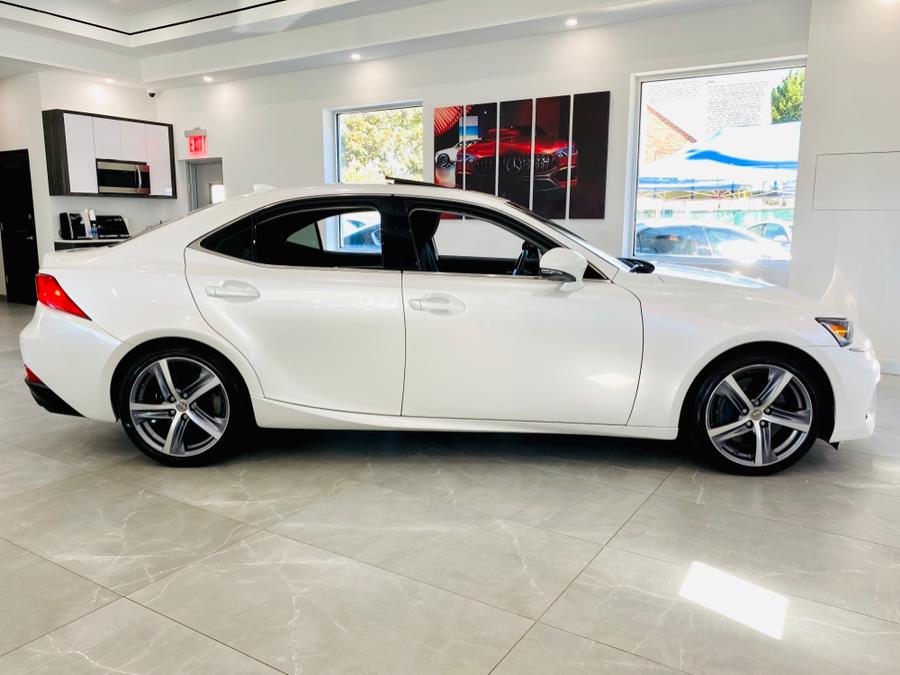 Used Lexus IS IS 300 2018 | Luxury Motor Club. Franklin Square, New York Used Lexus IS IS 300 2018 | Luxury Motor Club. Franklin Square, New York