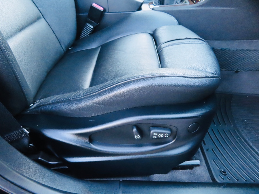 2006 BMW X3 X3 4dr AWD 3.0i, available for sale in North Salem, New York | Meccanic Shop North Inc. North Salem, New York 2006 BMW X3 X3 4dr AWD 3.0i, available for sale in North Salem, New York | Meccanic Shop North Inc. North Salem, New York