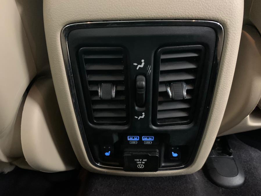 2016 Jeep Grand Cherokee 4WD 4dr Limited, available for sale in Inwood, New York | 5 Towns Drive. Inwood, New York 2016 Jeep Grand Cherokee 4WD 4dr Limited, available for sale in Inwood, New York | 5 Towns Drive. Inwood, New York