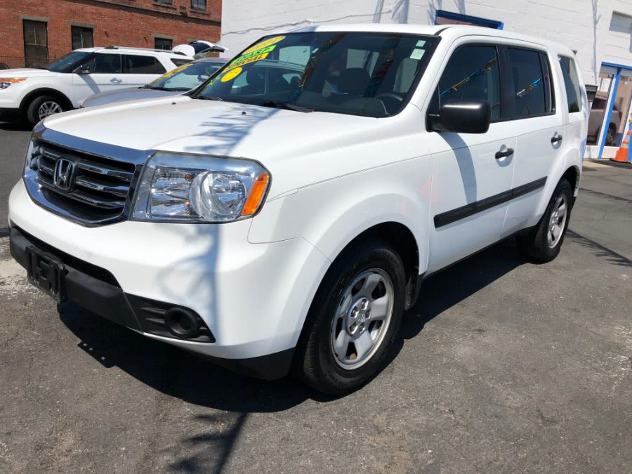 Used Honda Pilot 4WD 4dr LX 2014 | Affordable Motors Inc. Bridgeport, Connecticut Used Honda Pilot 4WD 4dr LX 2014 | Affordable Motors Inc. Bridgeport, Connecticut