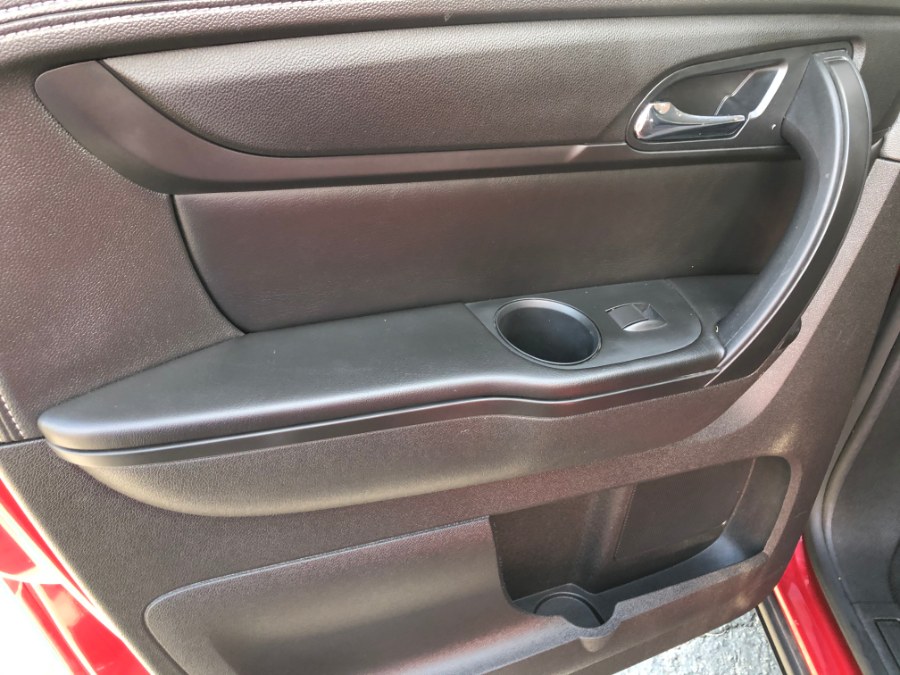 Used Chevrolet Traverse AWD 4dr LT w/1LT 2014 | Affordable Motors Inc. Bridgeport, Connecticut Used Chevrolet Traverse AWD 4dr LT w/1LT 2014 | Affordable Motors Inc. Bridgeport, Connecticut