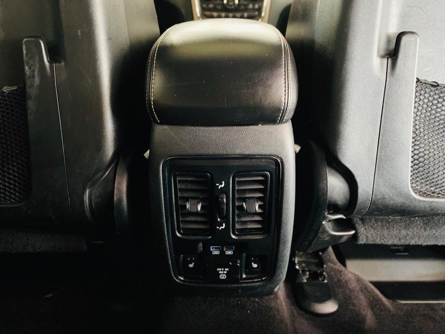 Used Jeep Grand Cherokee Limited 4x4 2017 | Luxury Motor Club. Franklin Square, New York Used Jeep Grand Cherokee Limited 4x4 2017 | Luxury Motor Club. Franklin Square, New York