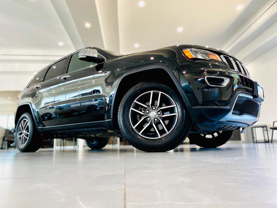 Used Jeep Grand Cherokee Limited 4x4 2017 | Luxury Motor Club. Franklin Square, New York Used Jeep Grand Cherokee Limited 4x4 2017 | Luxury Motor Club. Franklin Square, New York