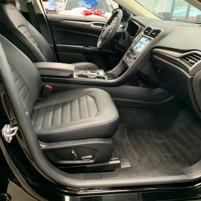 2018 Ford Fusion SE FWD, available for sale in Inwood, New York | 5 Towns Drive. Inwood, New York 2018 Ford Fusion SE FWD, available for sale in Inwood, New York | 5 Towns Drive. Inwood, New York