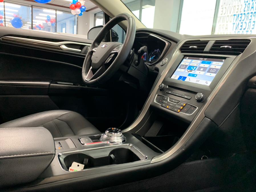 2018 Ford Fusion SE FWD, available for sale in Inwood, New York | 5 Towns Drive. Inwood, New York 2018 Ford Fusion SE FWD, available for sale in Inwood, New York | 5 Towns Drive. Inwood, New York