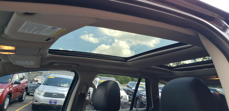 2013 Ford Edge 4dr Limited AWD, available for sale in Waterbury, Connecticut | National Auto Brokers, Inc.. Waterbury, Connecticut 2013 Ford Edge 4dr Limited AWD, available for sale in Waterbury, Connecticut | National Auto Brokers, Inc.. Waterbury, Connecticut