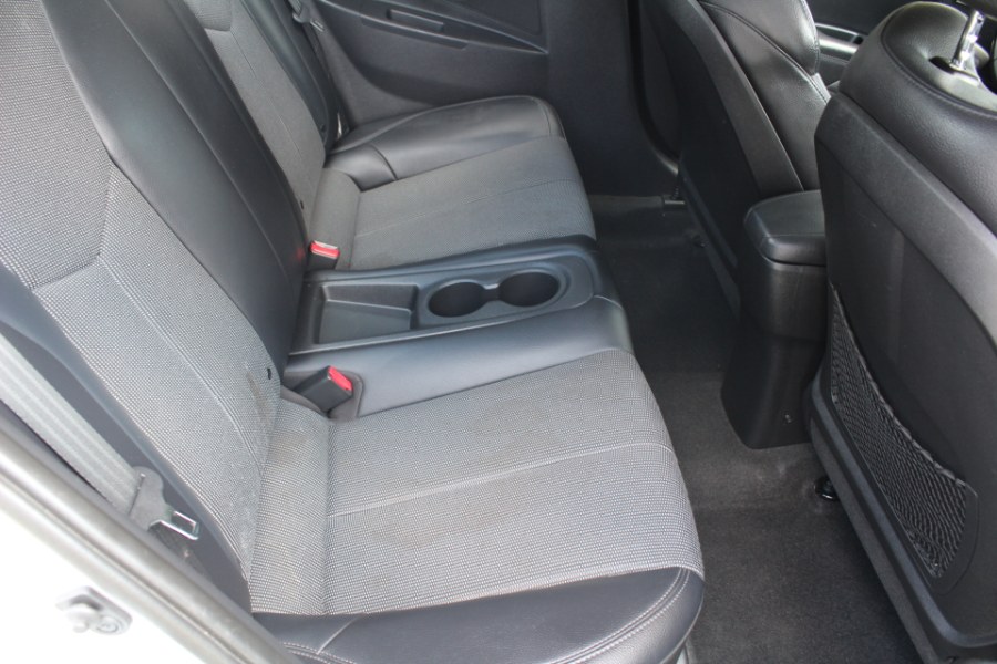 2012 Hyundai Veloster Manual 3dr Cpe, available for sale in Great Neck, New York | Great Neck Car Buyers & Sellers. Great Neck, New York 2012 Hyundai Veloster Manual 3dr Cpe, available for sale in Great Neck, New York | Great Neck Car Buyers & Sellers. Great Neck, New York