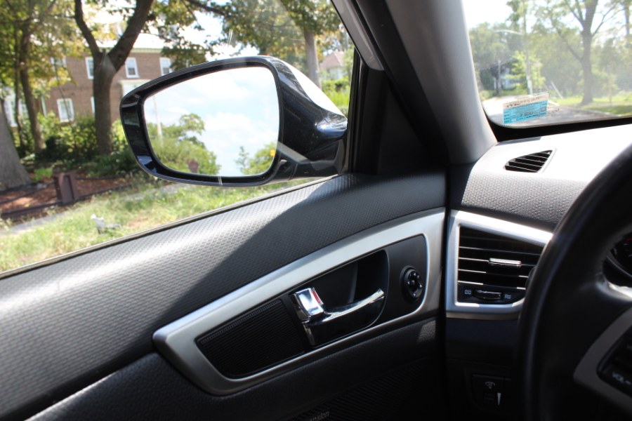 2012 Hyundai Veloster Manual 3dr Cpe, available for sale in Great Neck, New York | Great Neck Car Buyers & Sellers. Great Neck, New York 2012 Hyundai Veloster Manual 3dr Cpe, available for sale in Great Neck, New York | Great Neck Car Buyers & Sellers. Great Neck, New York