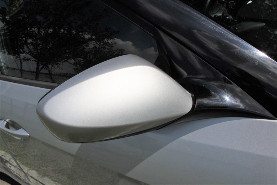 2012 Hyundai Veloster Manual 3dr Cpe, available for sale in Great Neck, New York | Great Neck Car Buyers & Sellers. Great Neck, New York 2012 Hyundai Veloster Manual 3dr Cpe, available for sale in Great Neck, New York | Great Neck Car Buyers & Sellers. Great Neck, New York