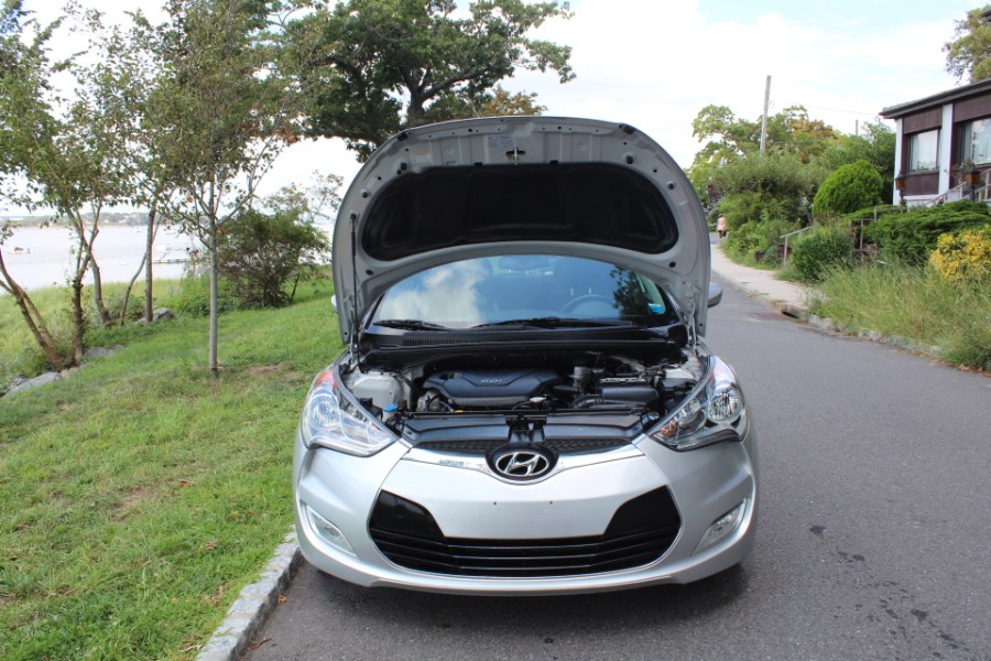 2012 Hyundai Veloster Manual 3dr Cpe, available for sale in Great Neck, New York | Great Neck Car Buyers & Sellers. Great Neck, New York 2012 Hyundai Veloster Manual 3dr Cpe, available for sale in Great Neck, New York | Great Neck Car Buyers & Sellers. Great Neck, New York