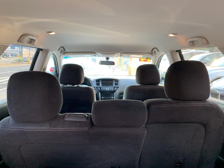 2014 Nissan Pathfinder 4WD 4dr S, available for sale in Jamaica, New York | Sylhet Motors Inc.. Jamaica, New York 2014 Nissan Pathfinder 4WD 4dr S, available for sale in Jamaica, New York | Sylhet Motors Inc.. Jamaica, New York